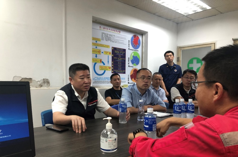南山區(qū)應(yīng)急管理局局長李燦偉前來公司調(diào)研