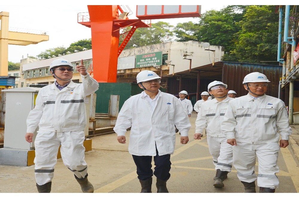 李鴻衛(wèi)檢查勝寶旺安全生產(chǎn)工作并講授專題黨課